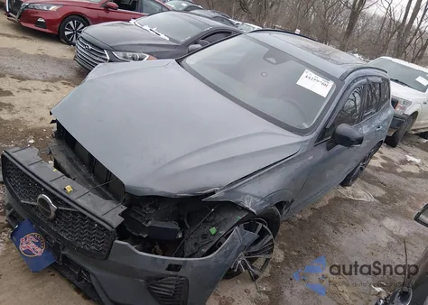 2024 Volvo Xc60 B5 Plus Dark Theme from USA, damaged, VIN YV4L12RL2R1901944